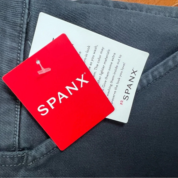 NWT Spanx Twill Ankle Cargo High Rise Pant Stretch Grey Size M Washed Black - Picture 9 of 11